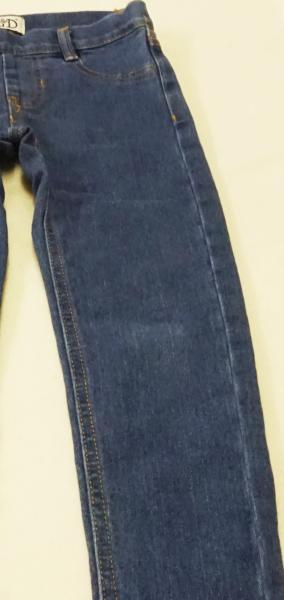 Jeanshose Gr. 140 von L&D (2061)